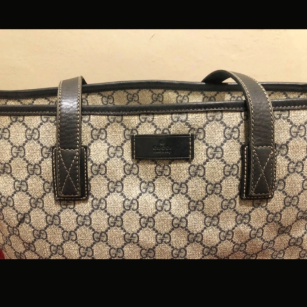 Authentic Gucci 211137 GG Monogram Tote bag